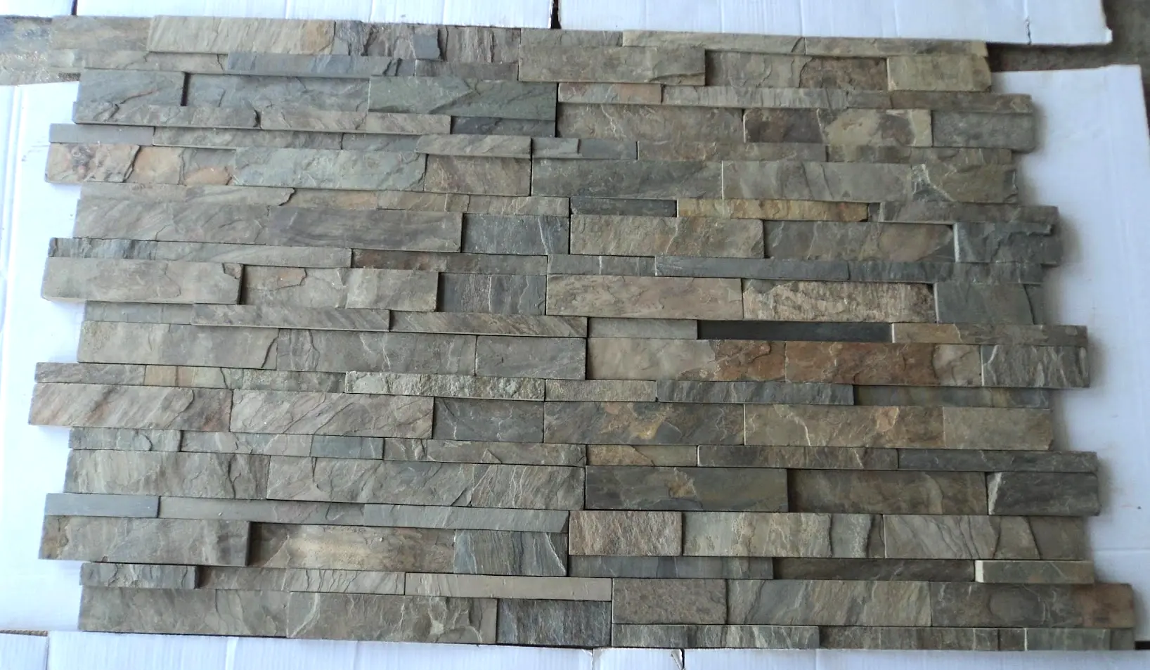 Vijaya Gold Slate Ledgestone