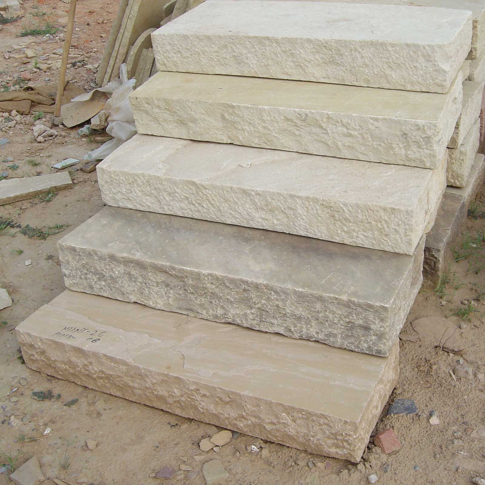 Stone Steps of Sandstone for Indoor and Outdoor Walkways