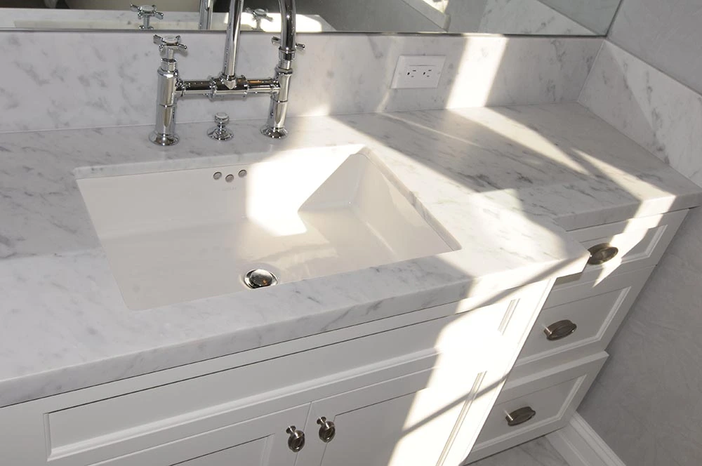 White-Marble-Vanitytop