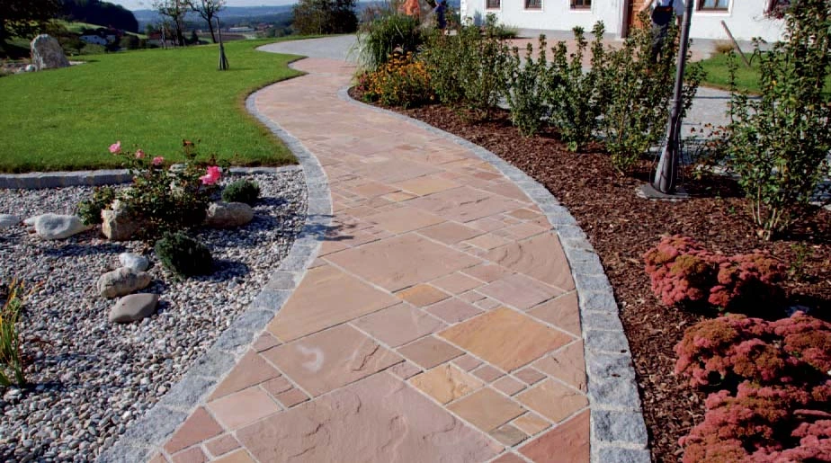 Moak-Sandstone-Pathway