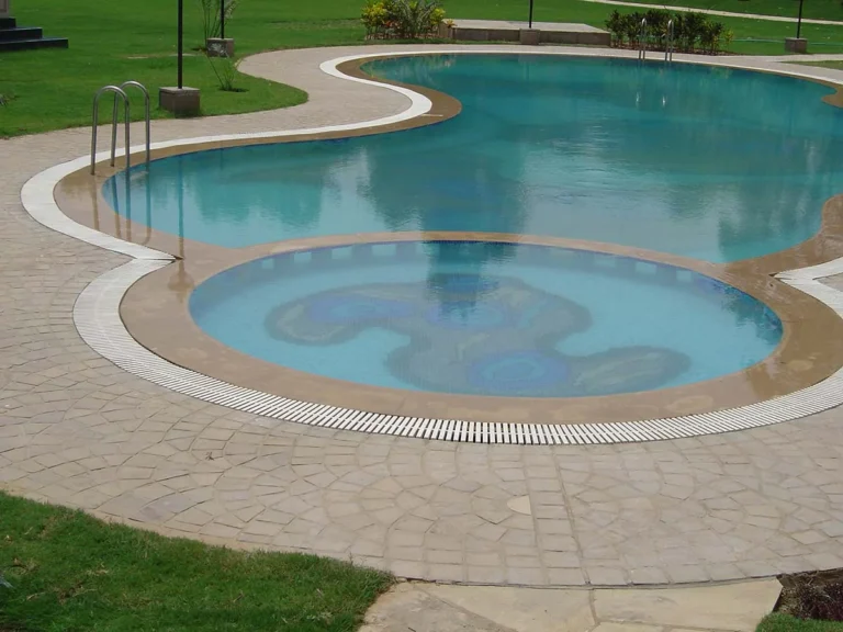 Autumn Brown cobbles pool surround